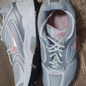 Nike Air Rolling Rail shoes